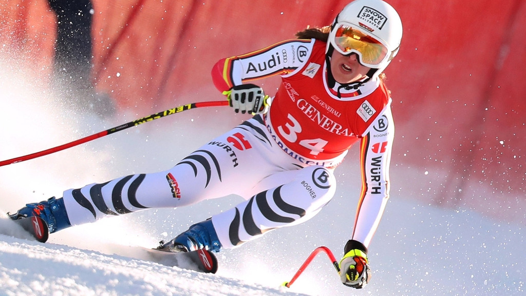 Skirennfahrerin Kira Weidle | Bild: dpa-Bildfunk/Karl-Josef Hildenbrand Skirennfahrerin Kira Weidle