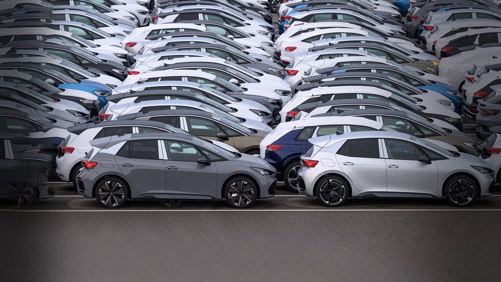 Die kriselnde deutsche Autobranche hat ein weiteres schwieriges Jahr vor sich. 