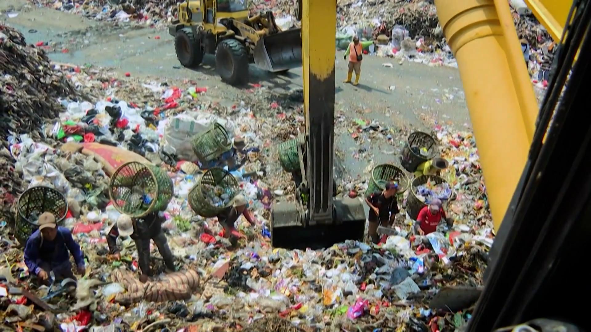 Im schweizerischen Genf haben erneute Verhandlungen über ein UN-Abkommen gegen Plastikmüll begonnen.