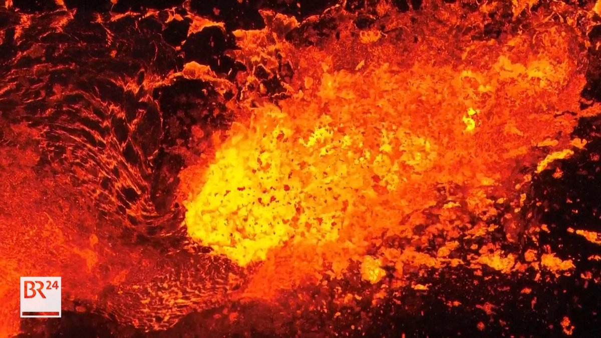 Auf Island ist ein Vulkan ausgebrochen - mit einer rekordverdächtigen Menge Lava.