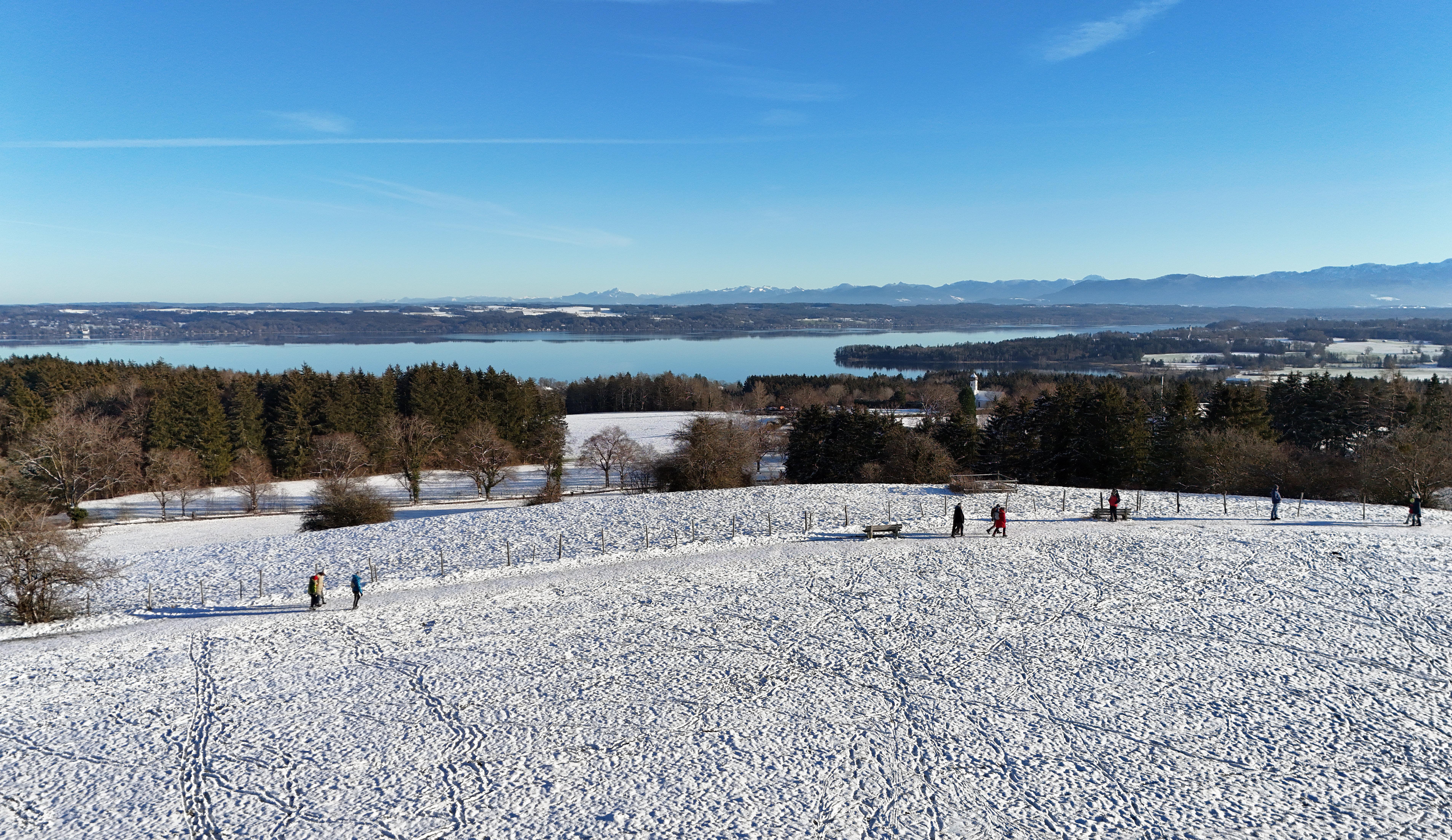 Winterwetter in Tutzing (Landkreis Starnberg) am 25.12.24 (Symbolbild)