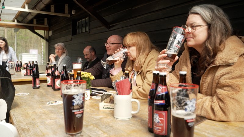 Der Trend beim Bierkonsum geht ganz klar zu den Null-Promille-Getränken. Aber deren Herstellung ist aufwendig. | Bild: BR Der Trend beim Bierkonsum geht ganz klar zu den Null-Promille-Getränken. Aber deren Herstellung ist aufwendig.