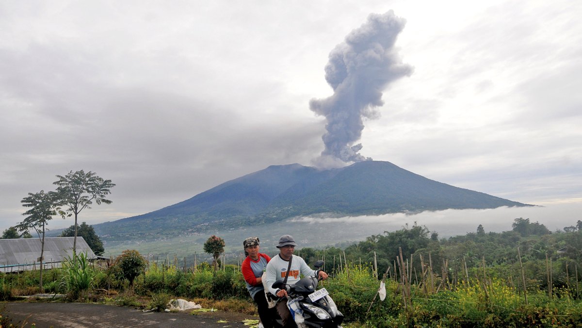 Der Vulkan Marapi in Indonesien ist am Sonntag ausgebrochen (Bild vom 4.12.23)
