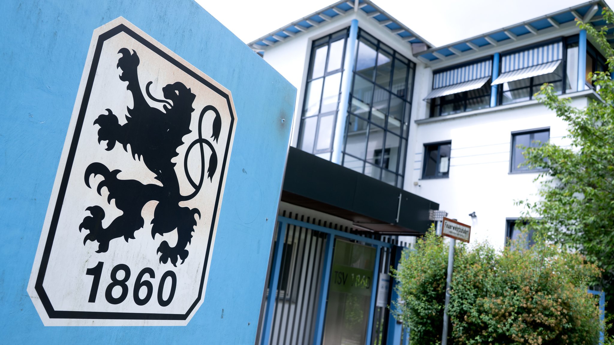 Der TSV München von 1860 e.V. hat eine Spielbetriebs-GmbH gegründet | Bild: picture alliance/dpa | A4366 Sven Hoppe Der TSV München von 1860 e.V. hat eine Spielbetriebs-GmbH gegründet