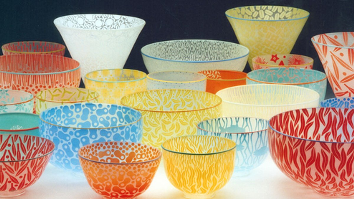 Mehrfarbige Glasschalen von Cornelius Réer