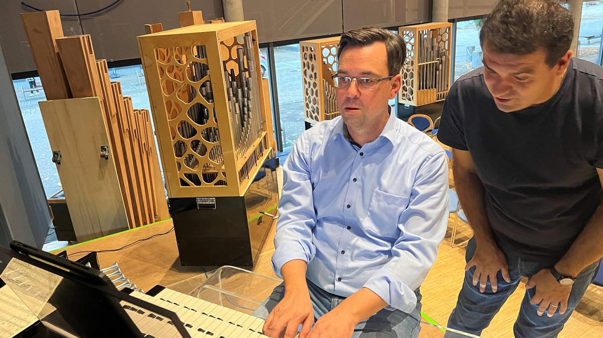 "Wanderer-Orgel": Größte mobile Orgel der Welt in Dillingen