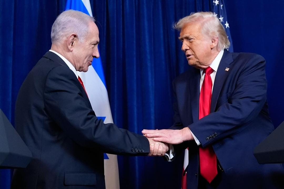 ARCHIV - 29.12.2025, USA, Palm Beach: US-Präsident Trump empfängt Israels Ministerpräsident Netanjahu