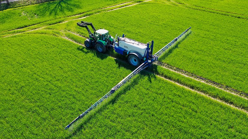 Pestizid-Hersteller haben bei der Zulassung wichtige Studien zurückgehalten.