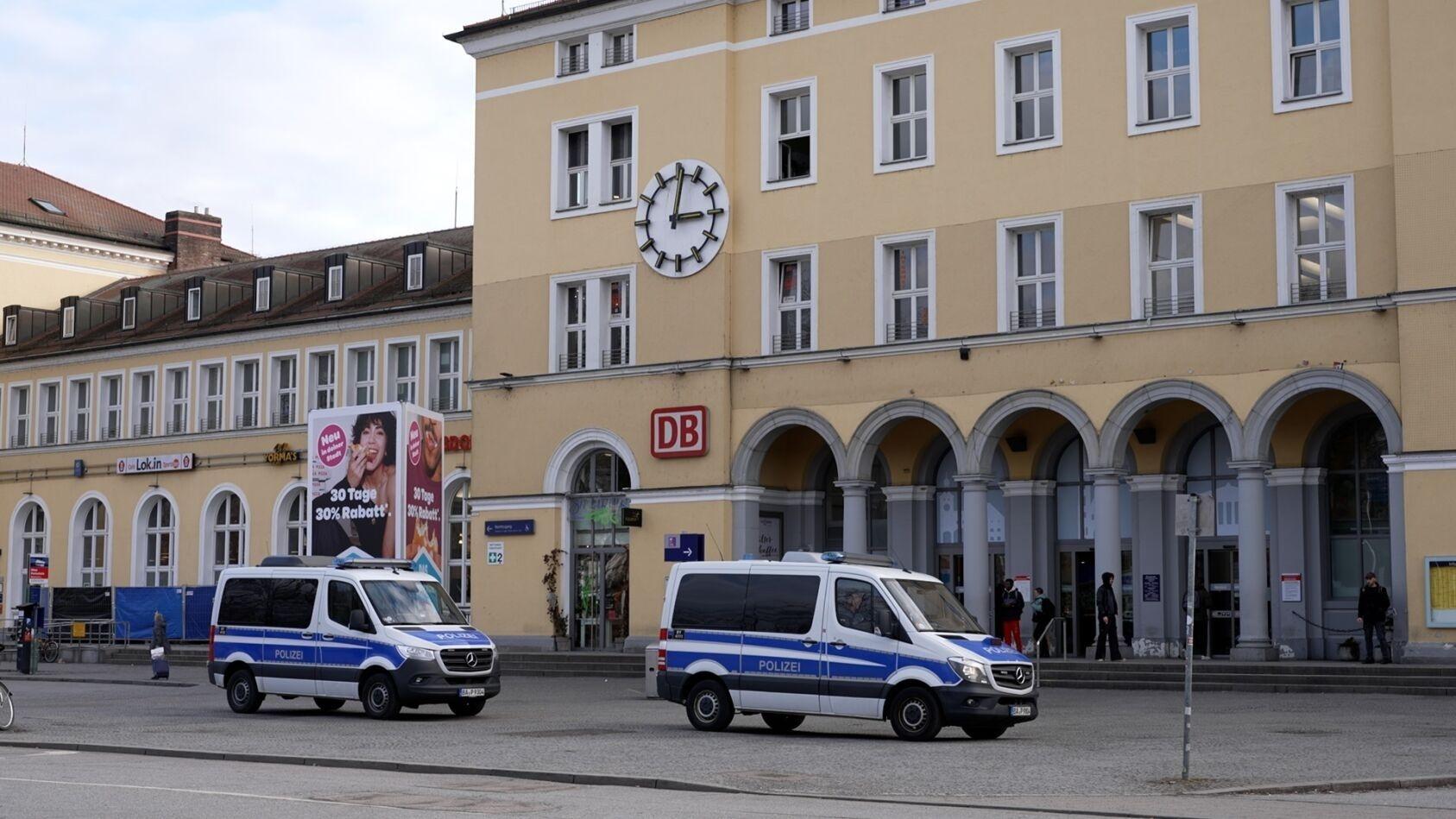 Die Polizei ist in der Bahnhofsgegend verstärkt präsent