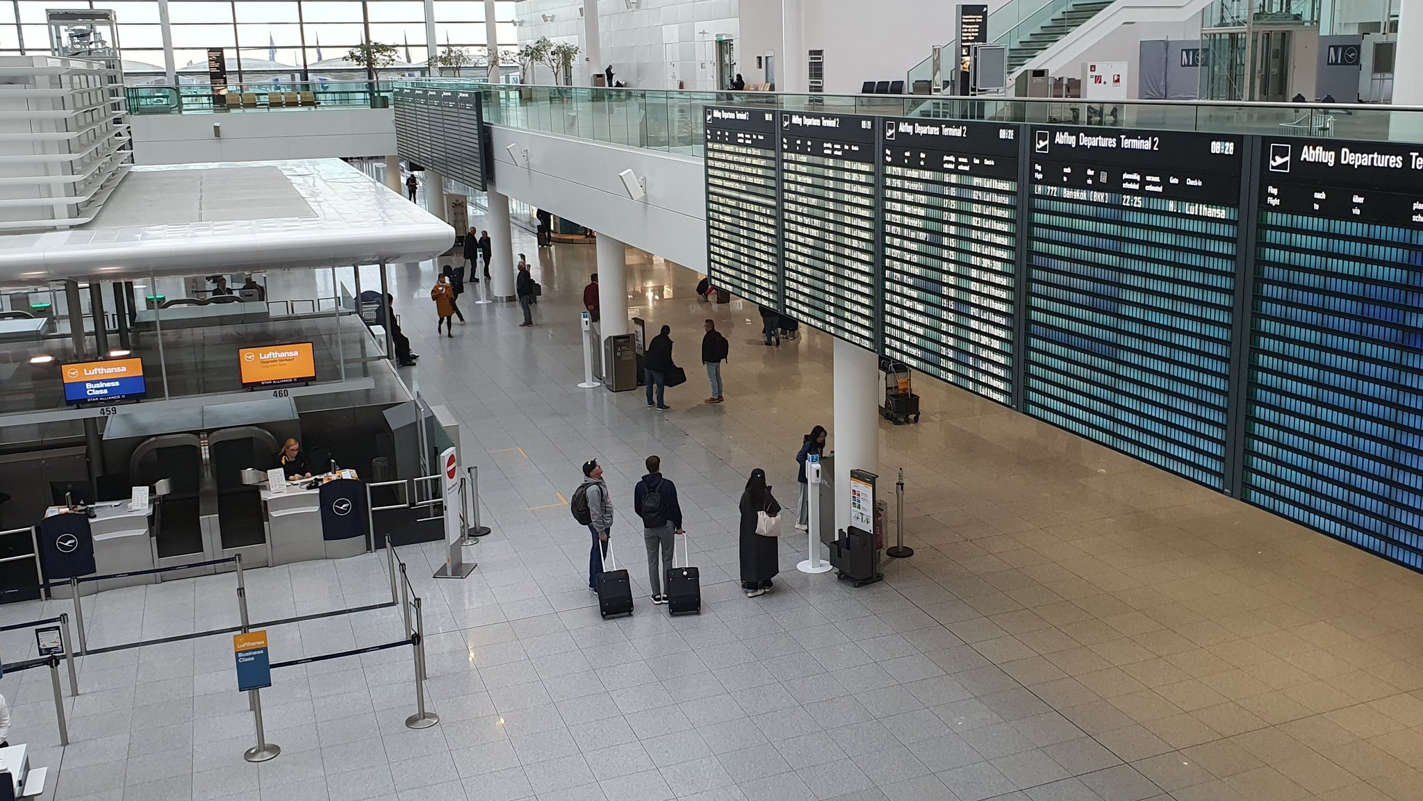 Leere Halle am Flughafen München (Foto vom 10.03.)