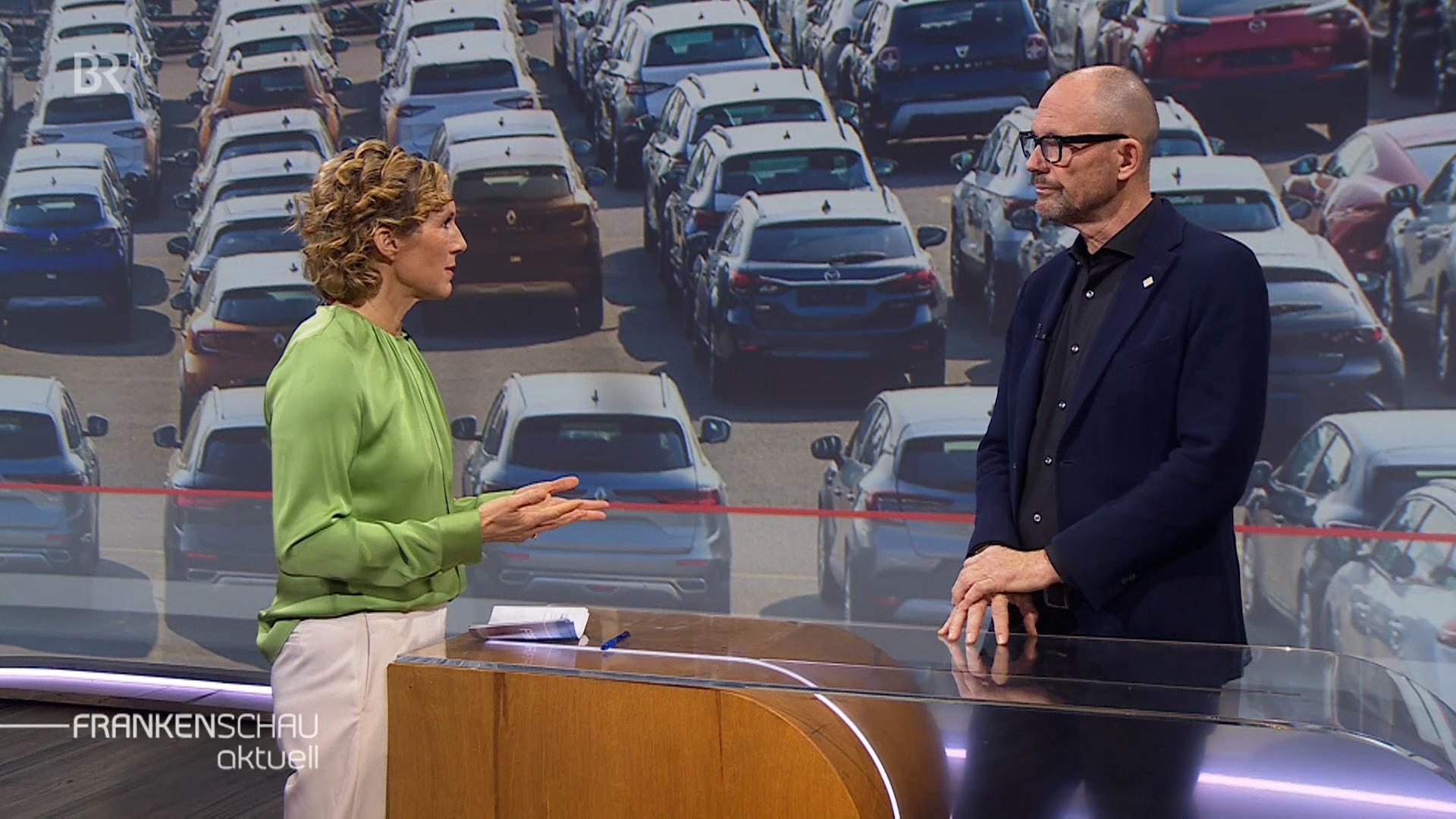 Julia Büchler im Gespräch mit Professor Wübbenhorst