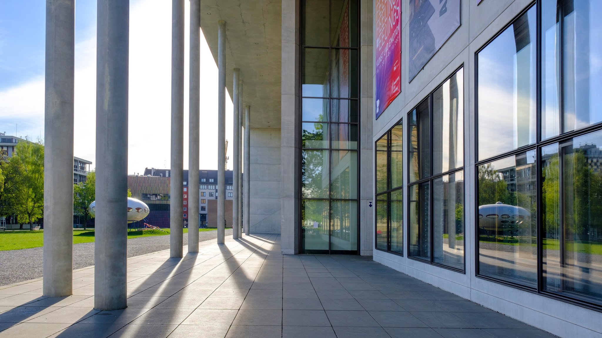 Mitarbeiter schmuggelt eigenes Bild in die Münchner Pinakothek