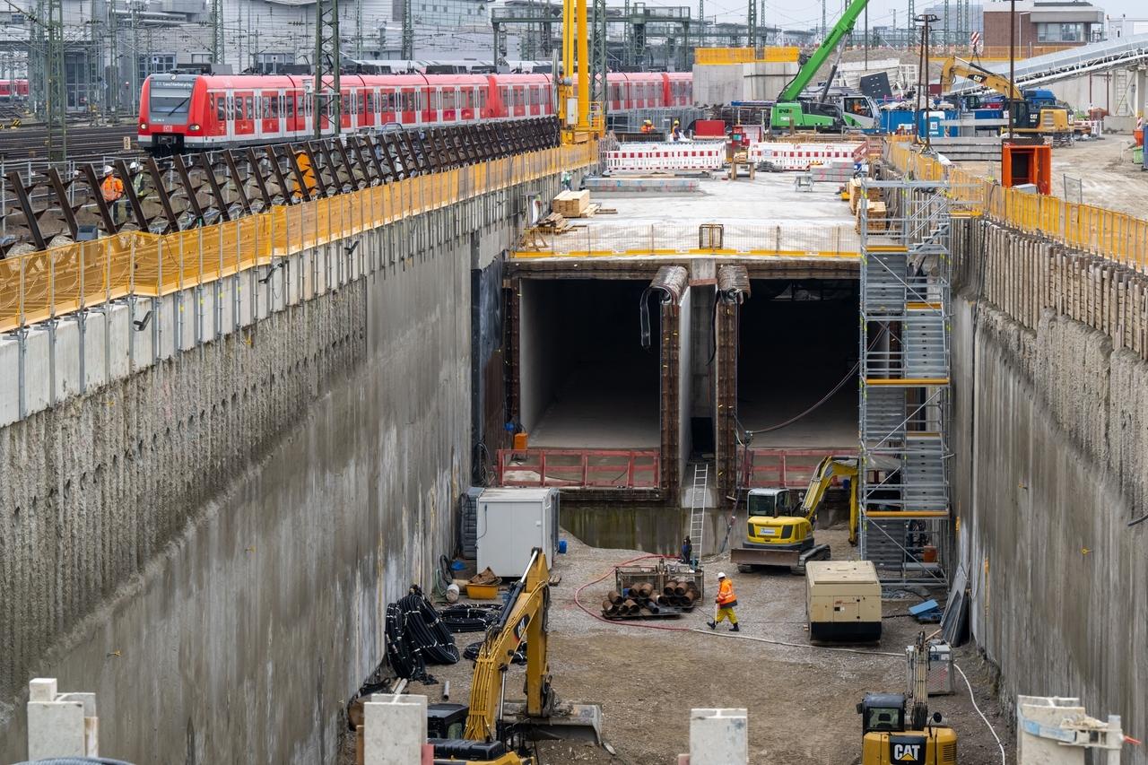 Komplettsperrung Bei Münchner S-Bahn-Stammstrecke | BR24