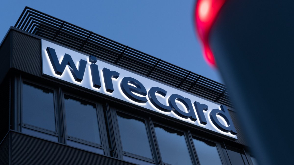 Das Wirecard-Logo ist am damaligen Hauptsitz des ehemaligen Zahlungsdienstleisters zu sehen.
