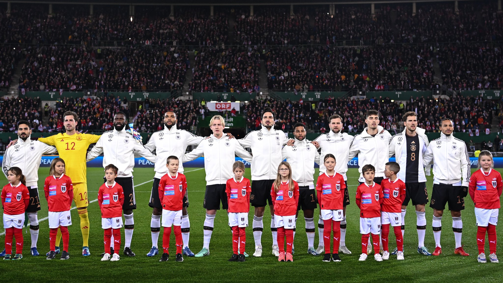 Die deutsche Nationalmannschaft vor dem Testspiel gegen Österreich in Wien