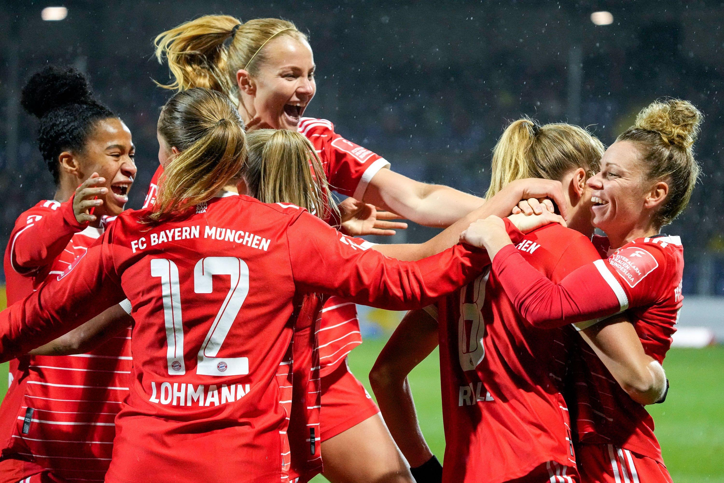 BR24live FC Bayern Frauen gegen Leverkusen BR24