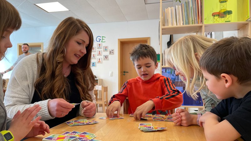Kita-Träger in Franken klagen über rote Zahlen: Die staatliche Finanzierung decke die Kosten nicht mehr. Sie fordern Nachbesserungen. | Bild: BR/Ulrike Lefherz Kita-Träger in Franken klagen über rote Zahlen: Die staatliche Finanzierung decke die Kosten nicht mehr. Sie fordern Nachbesserungen.