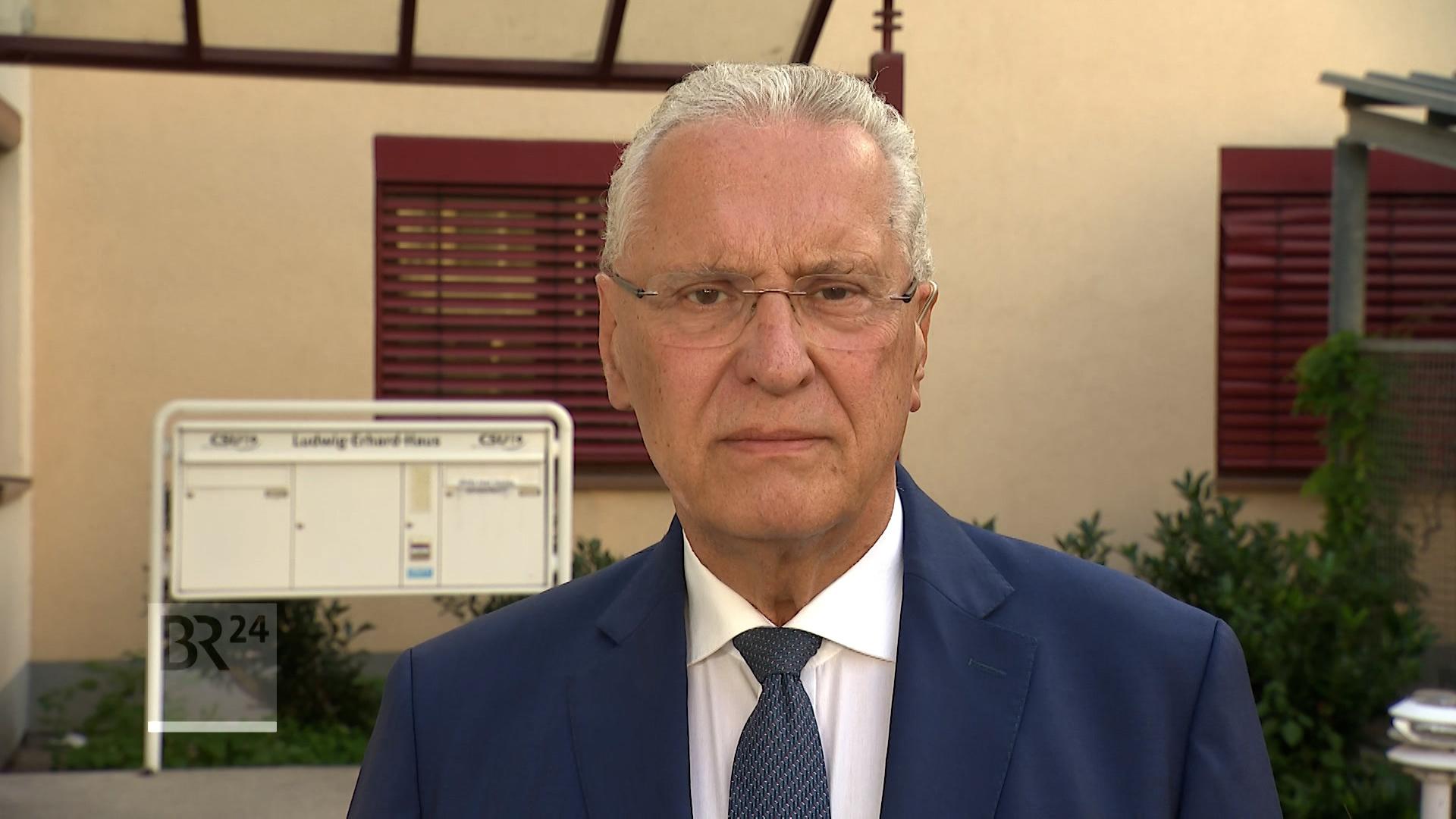 Der bayerische Innenminister Joachim Herrmann (CSU) äußert sich im BR24-Interview zum versuchten Terroranschlag in München.