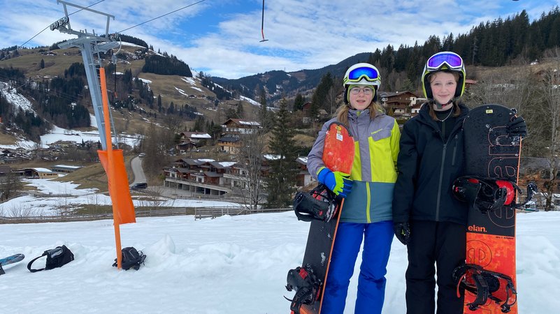 Snowboard-Kurs im Skilager | Bild: Joanna Thurow/BR Snowboard-Kurs im Skilager