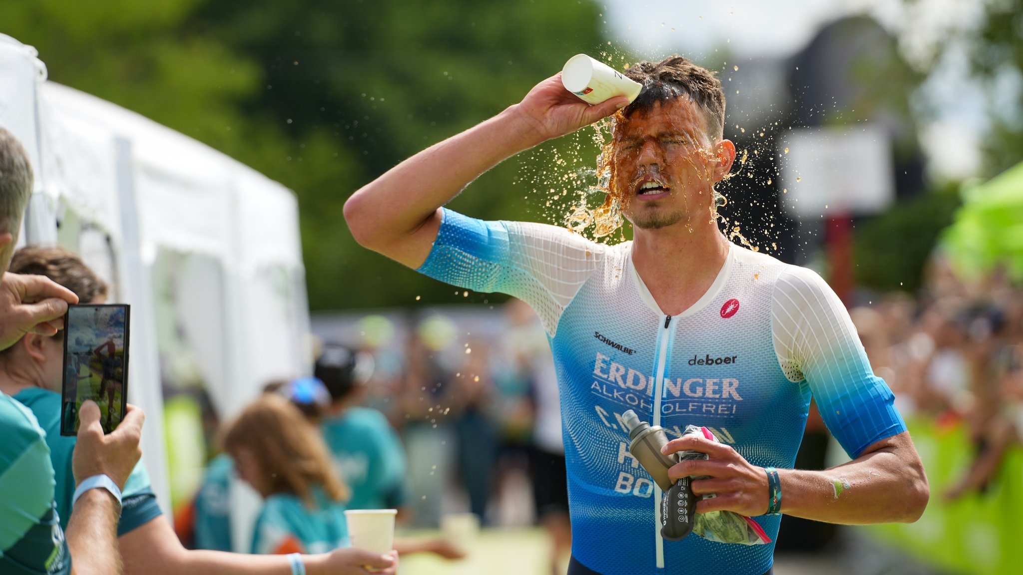 Dramen und ein Weltrekord - das war der Challenge Roth 2026