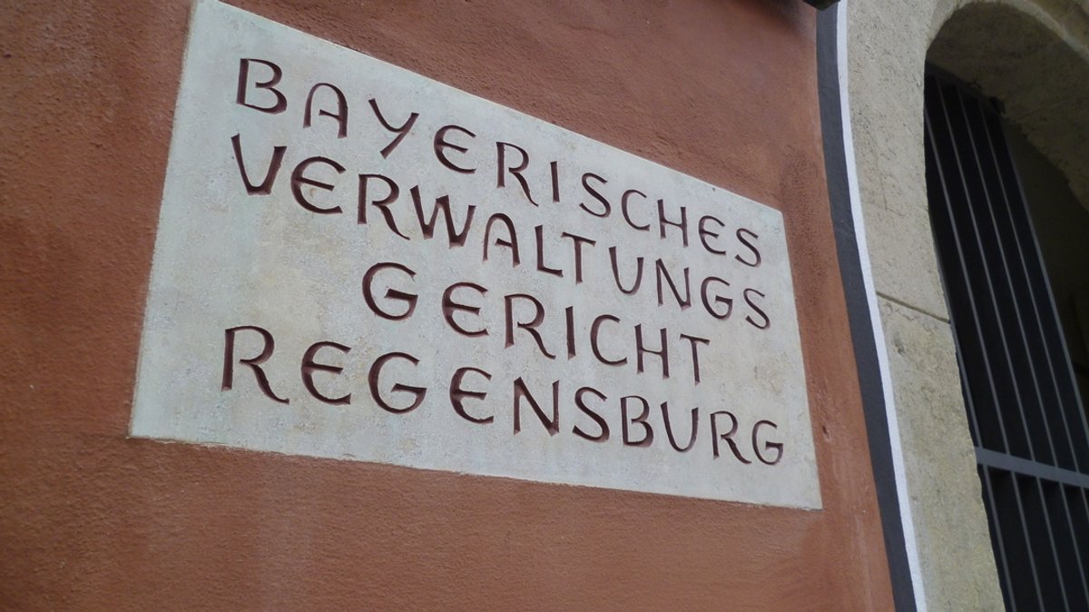 Das Verwaltungsgericht Regensburg.