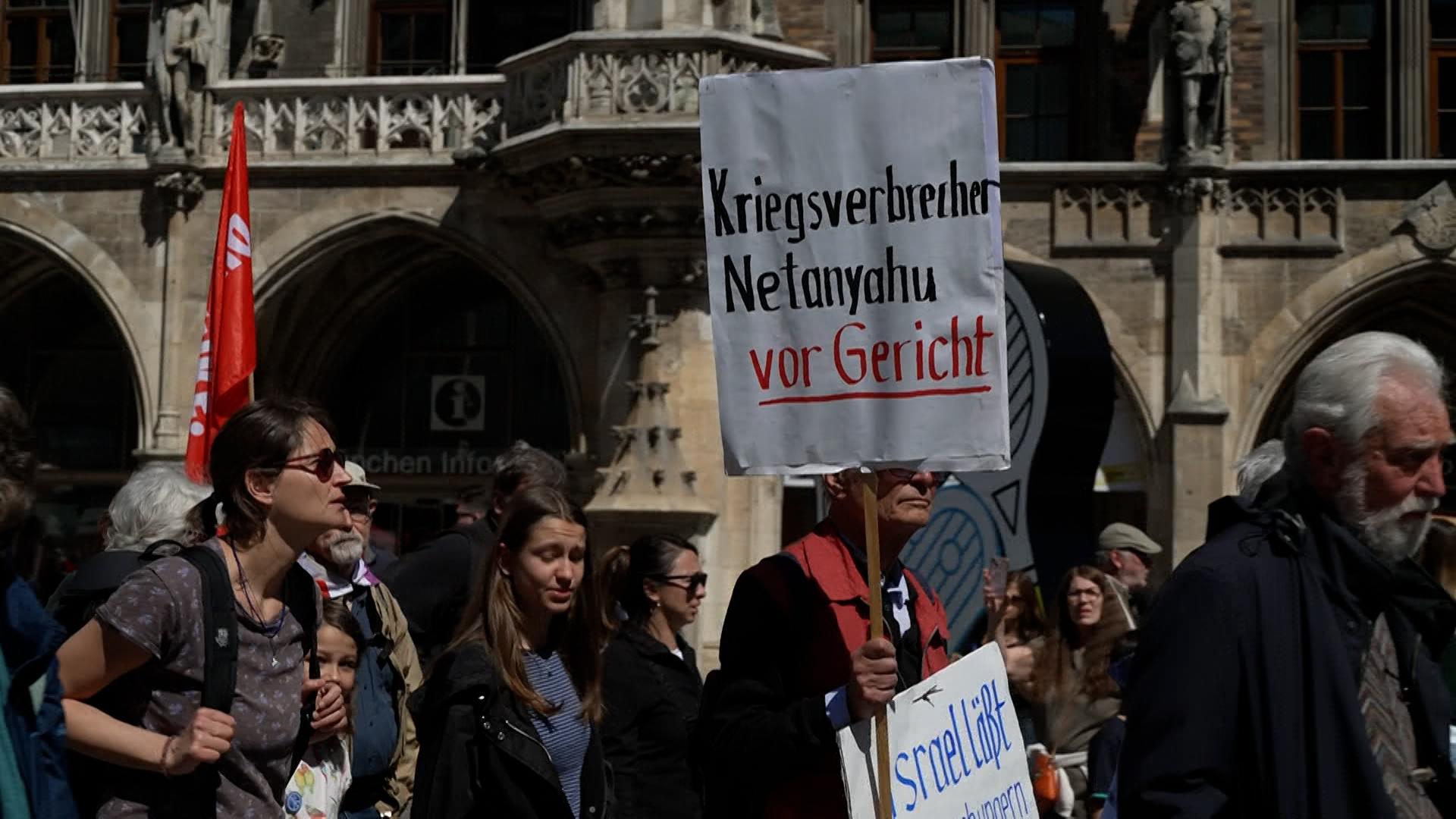 Ostermarsch-Kundgebung am Marienplatz