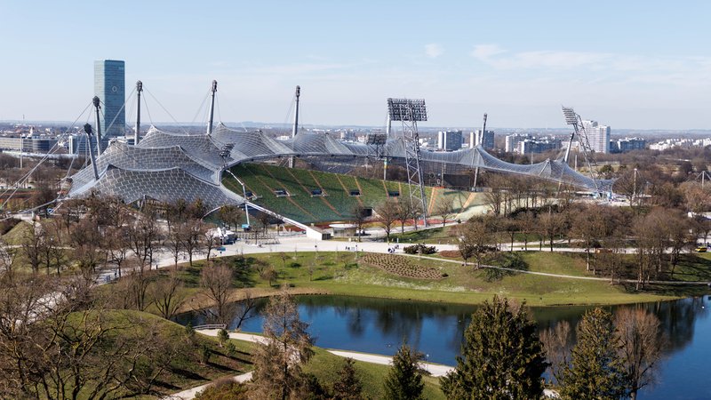 Das Olympiagelände im Olympiapark mit dem Olympiastadion in München (Bayern). | Bild: picture alliance/dpa Das Olympiagelände im Olympiapark mit dem Olympiastadion in München (Bayern).