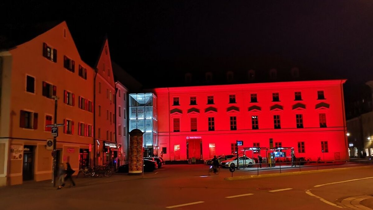 Regensburg: Theater nach Texten von Rammstein auf Eis gelegt