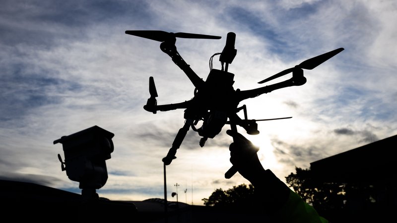 Symbolbild: Drohne | Bild: picture alliance/dpa | Julian Stratenschulte Symbolbild: Drohne