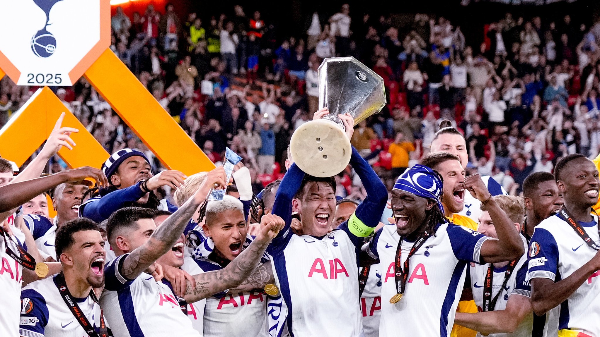 Jubelnde Spieler Tottenham Hotspur