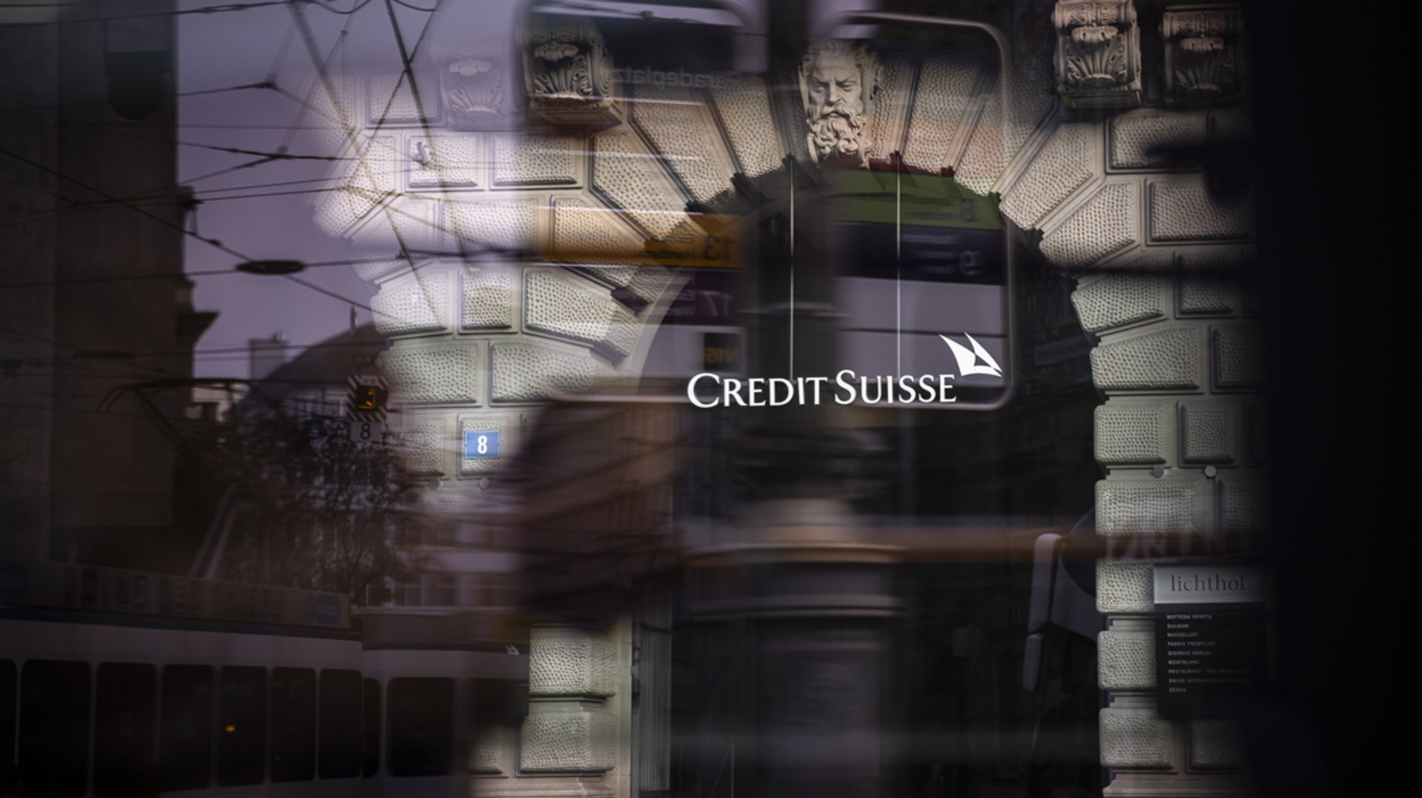 Credit Suisse greift nach Rettungsleine der Schweizer Notenbank 