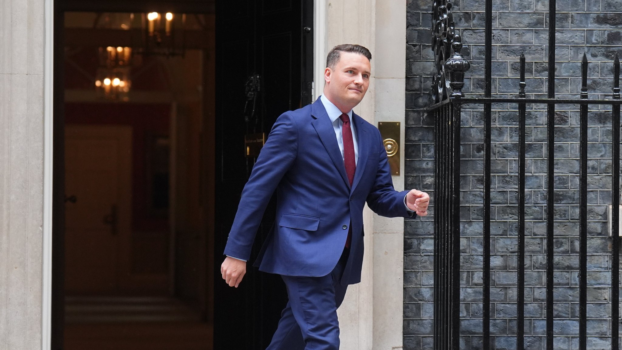Regierungskrise in London: Minister tritt wegen Starmer zurück