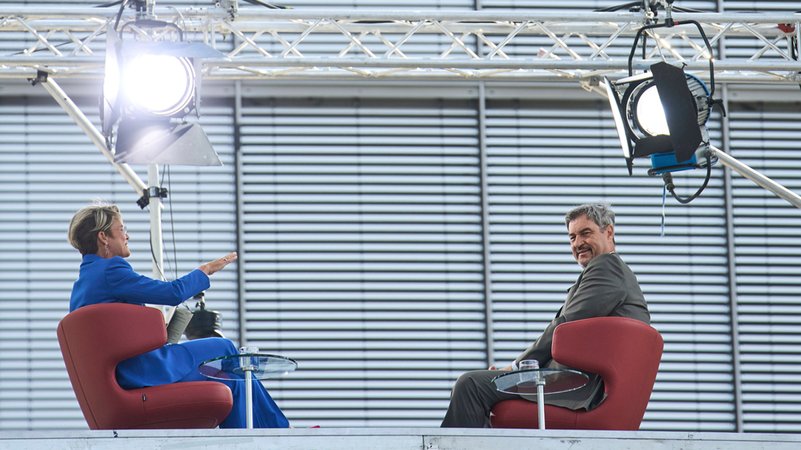 Söder beim Sommerinterview der ARD. | Bild: dpa-Bildfunk/Ebrahim Noroozi Söder beim Sommerinterview der ARD.