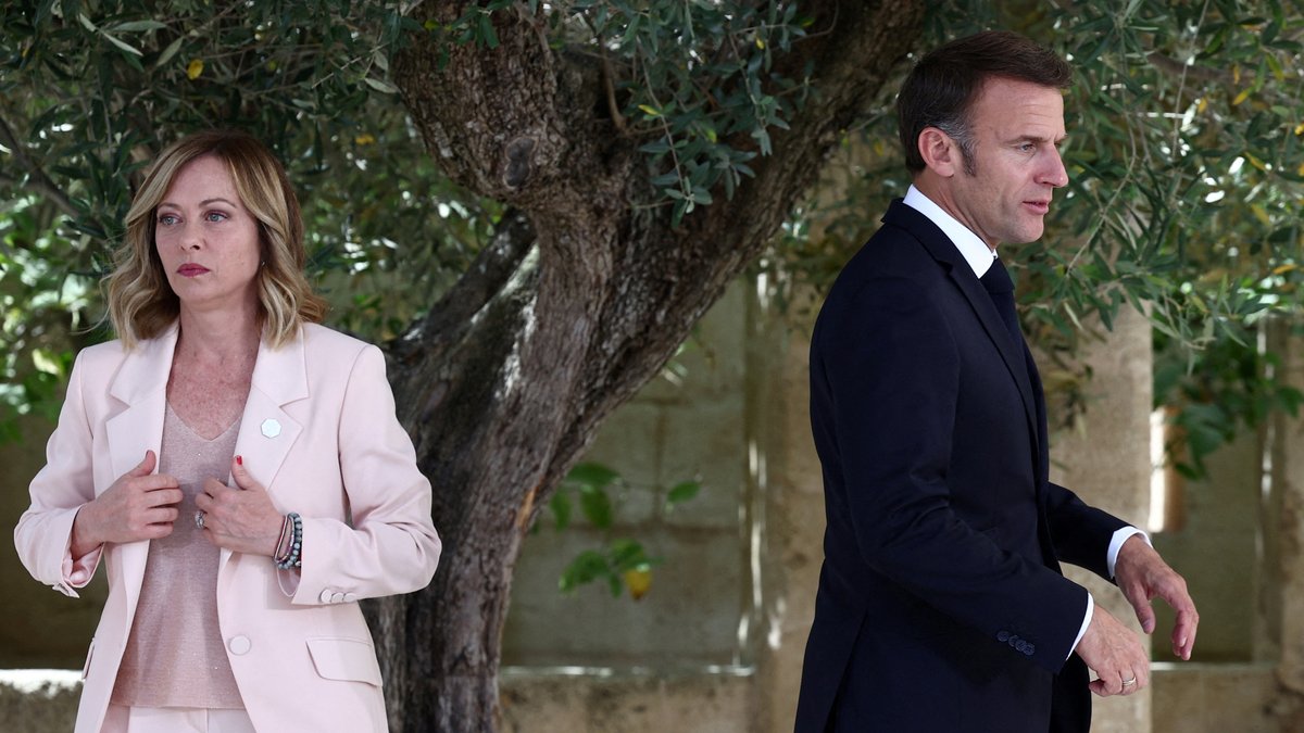 Archivbild: Italiens Ministerpräsidentin Meloni und Frankreichs Präsident Macron