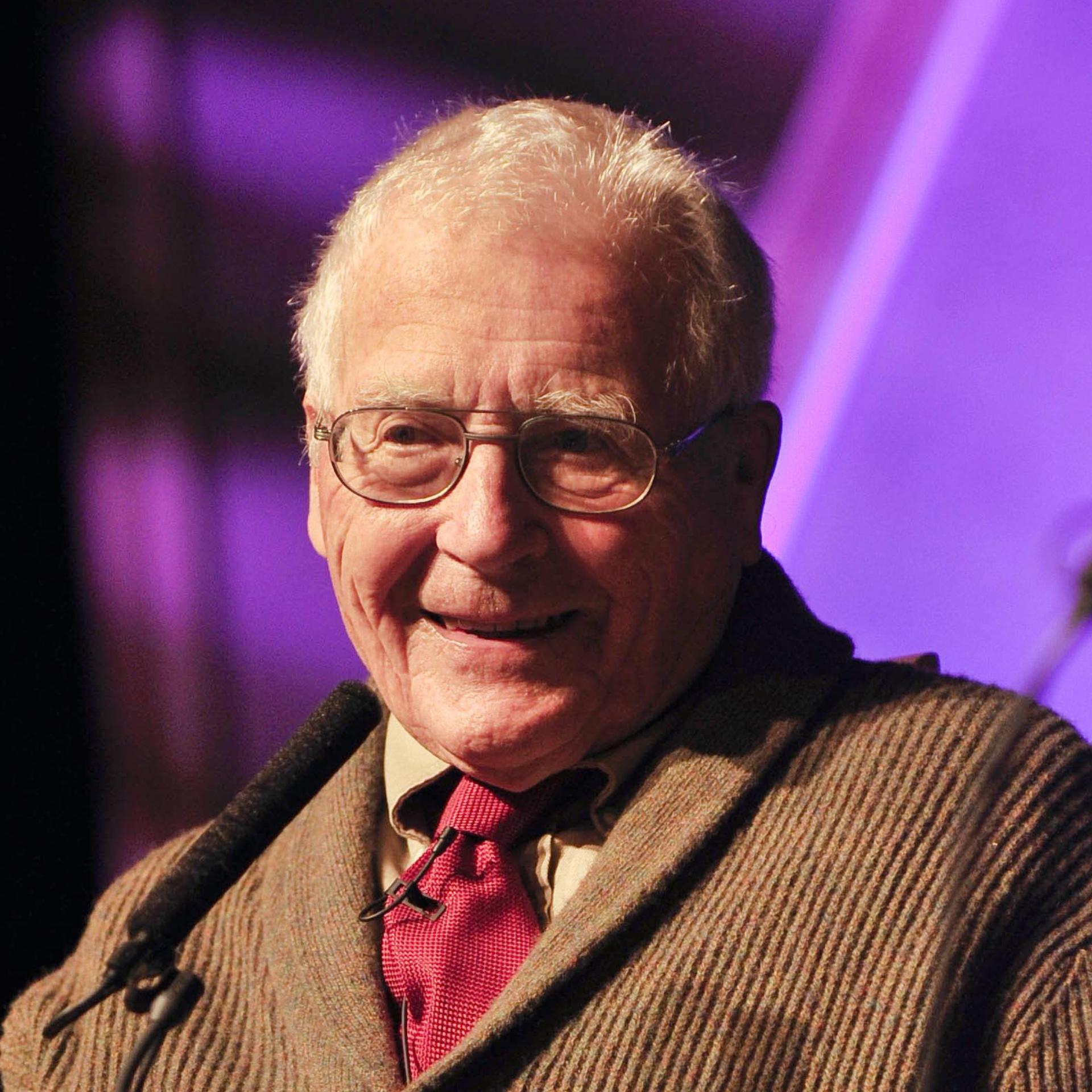 Die Erde Ist Keine Maschine - Erinnerung An James Lovelock Und Seine ...