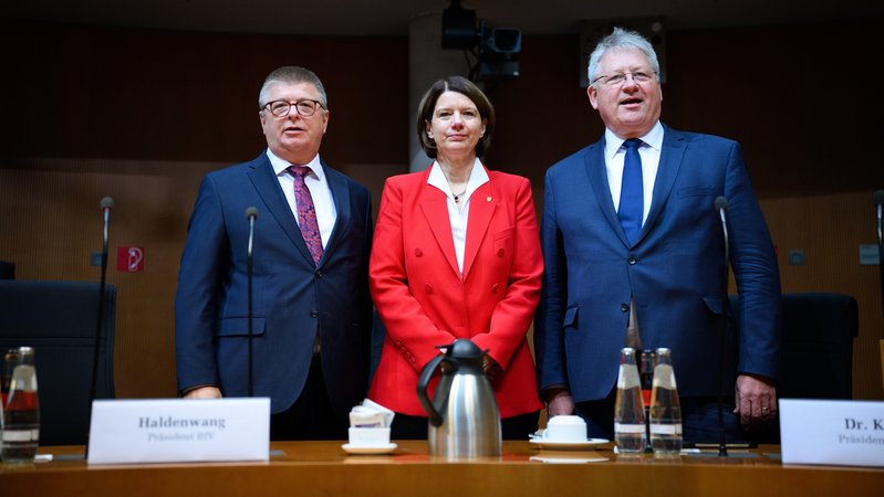 Spionage und Sabotage: Geheimdienste warnen vor Russland | Bild: Bayerischer Rundfunk 2024 Spionage und Sabotage: Geheimdienste warnen vor Russland