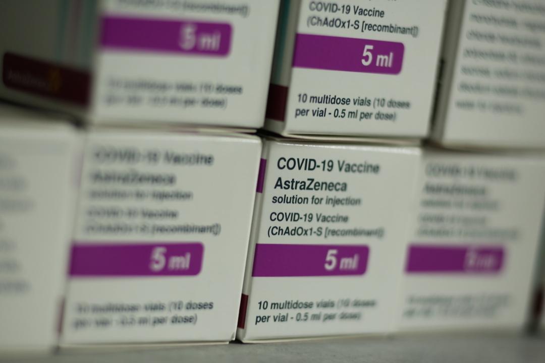 Schwabische Impfzentren Bleiben Auf Astrazeneca Sitzen Br24