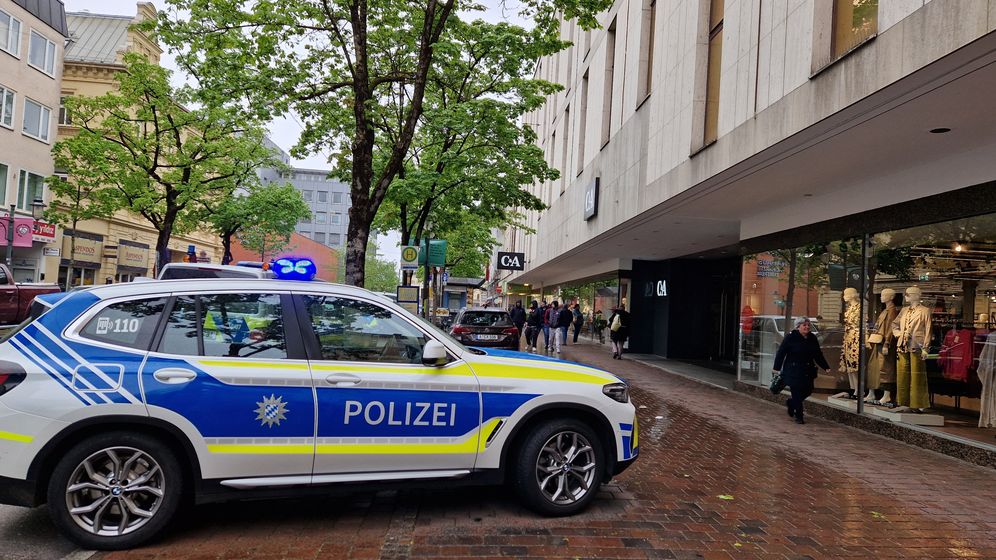 Nach mehreren Bränden in der Augsburger Innenstadt, sucht die Polizei nach Brandstiftern | Bild:BR/Tilmann Wiesbeck