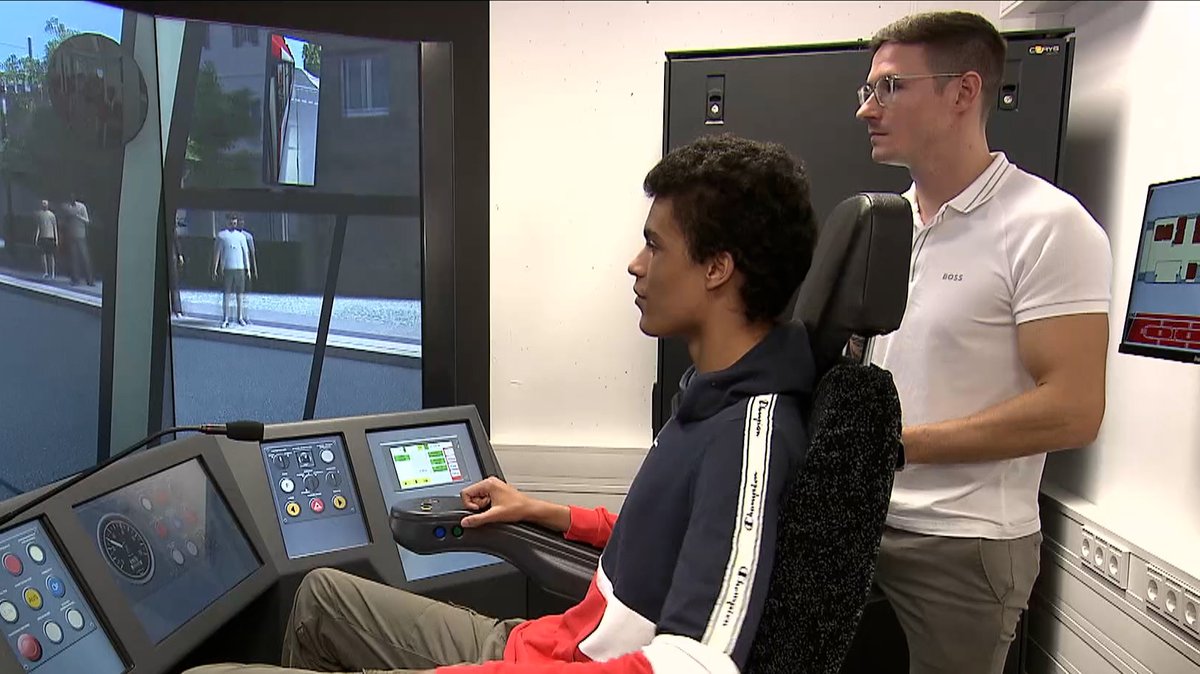 Vom Straßenbahn-Simulator zum Traumjob? VAG wirbt um Azubis