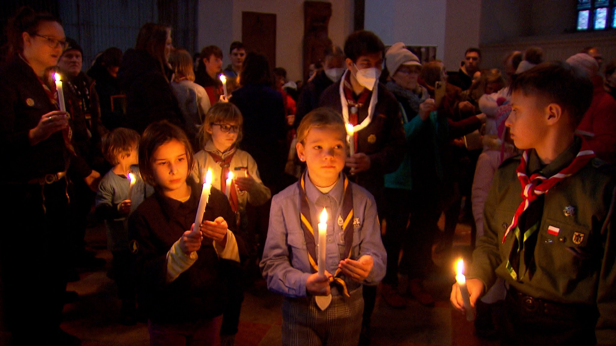 Friedenslicht aus Bethlehem in Bayern angekommen