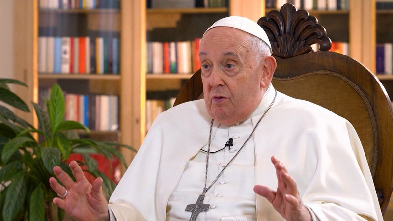 Papst fordert Ukraine zu Verhandlungen auf 