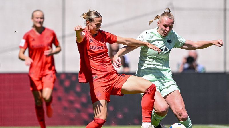 FC Bayern Frauen - SGS Essen | Bild: picture alliance/dpa | Harry Langer FC Bayern Frauen - SGS Essen