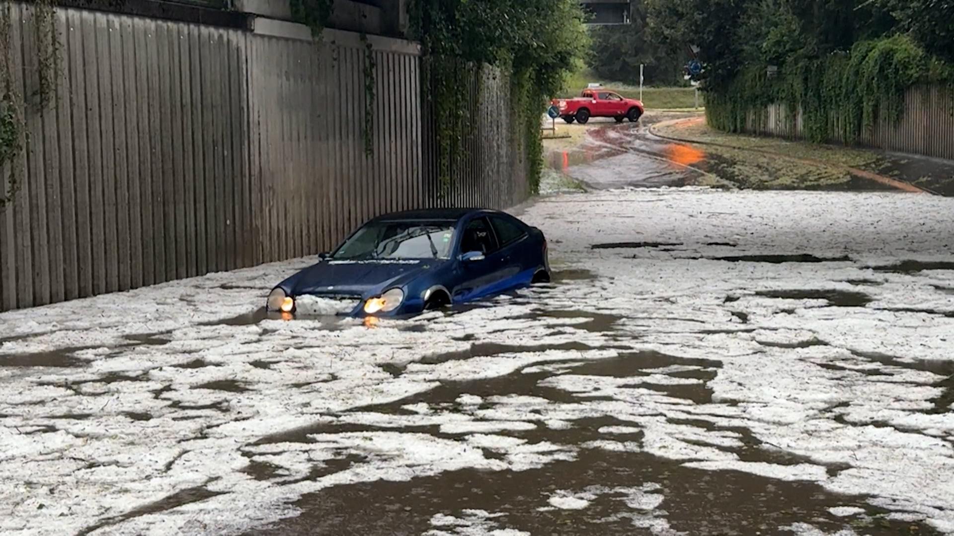 Überflutungen Und Hagelmassen Bei Unwetter In Bayern | BR24