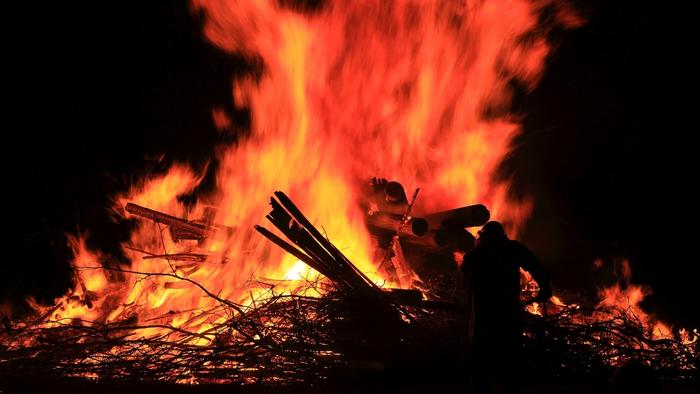 Stationen Religion Orientierung Feuer Freude Feierlaune Johanni Und Die Sommer Sonnenwende 2020