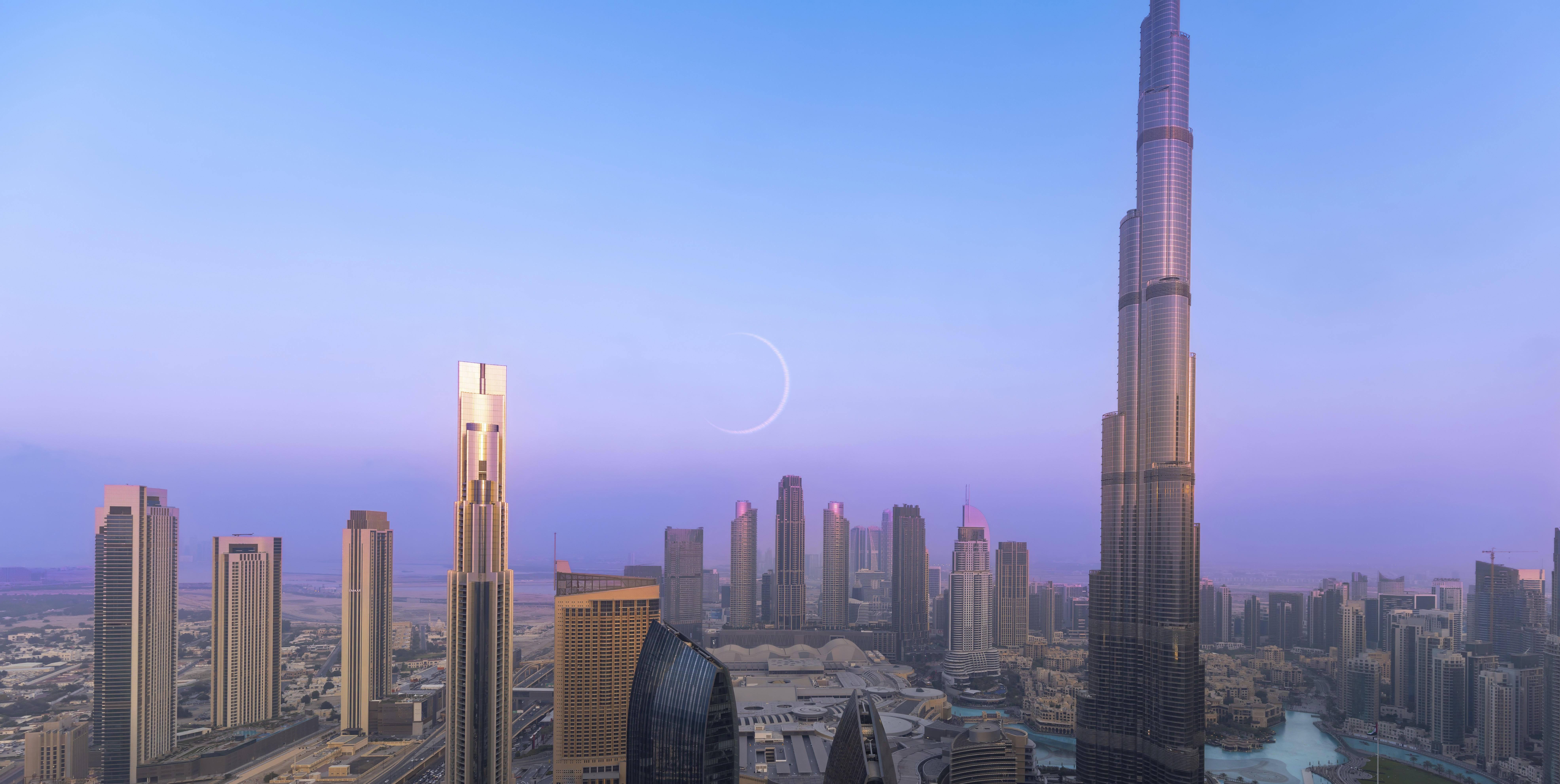(Symbolbild) Panoramablick auf Dubai, die bevölkerungsreichste Stadt der VAE