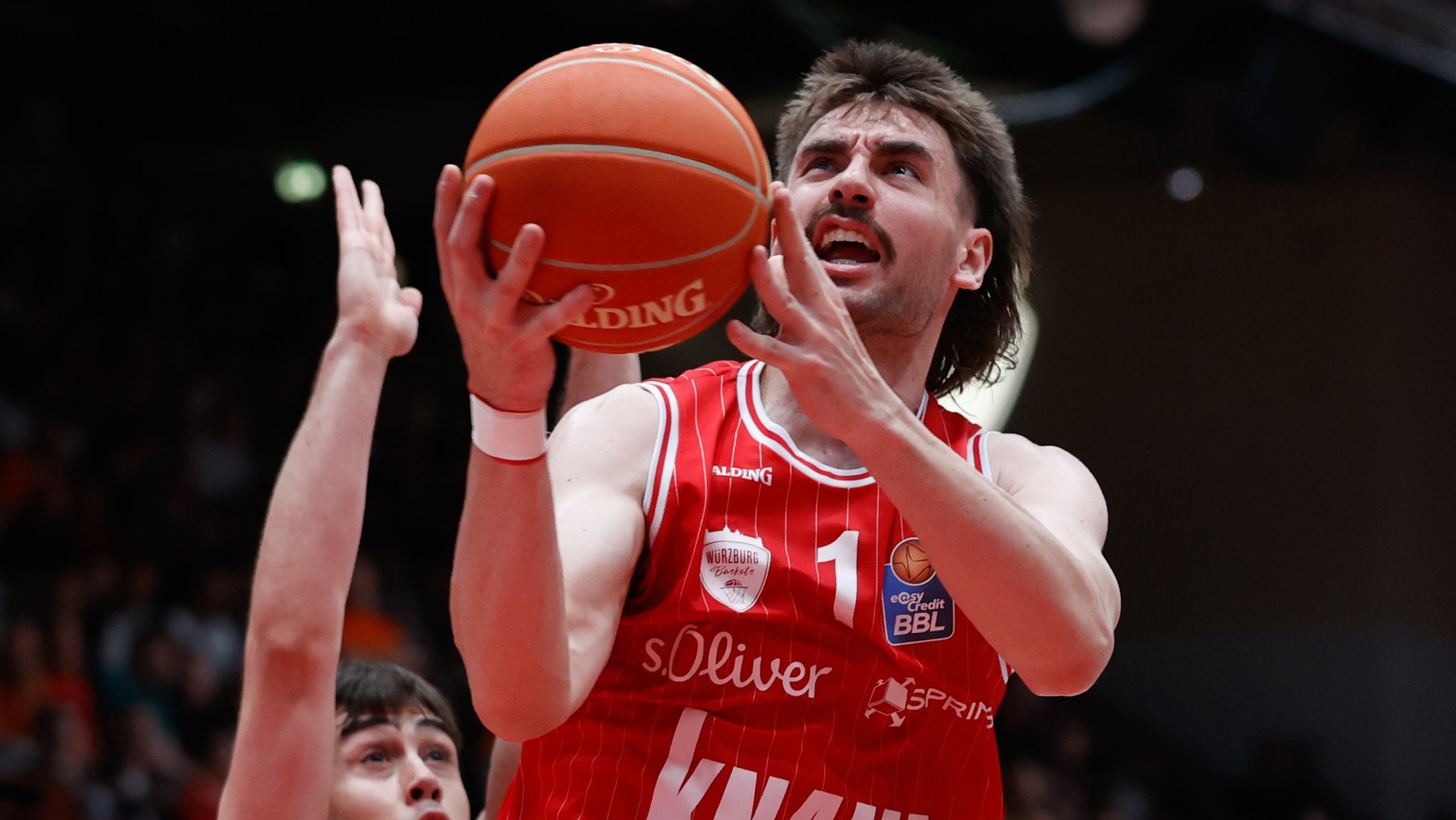 Die Würzburg Baskets sind das Überraschungsteam in dieser Saison und hören einfach nicht auf, ihre Fans zu begeistern. Die Franken schlugen den amtierenden Deutschen Meister Ulm und stehn im Halbfinale. 