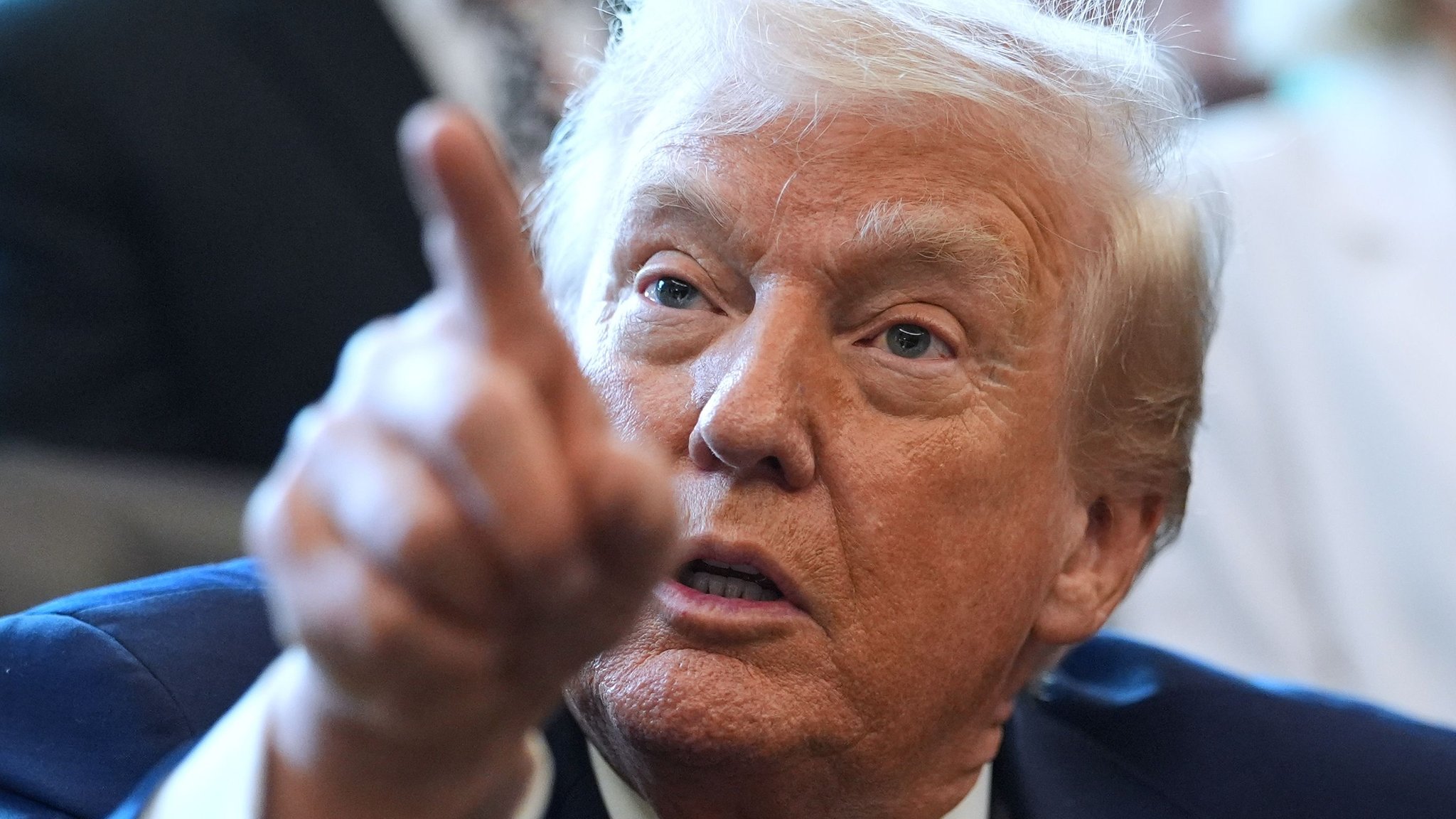 US-Präsident Donald Trump Ende 2025 | Bild: dpa-Bildfunk/Evan Vucc US-Präsident Donald Trump Ende 2025