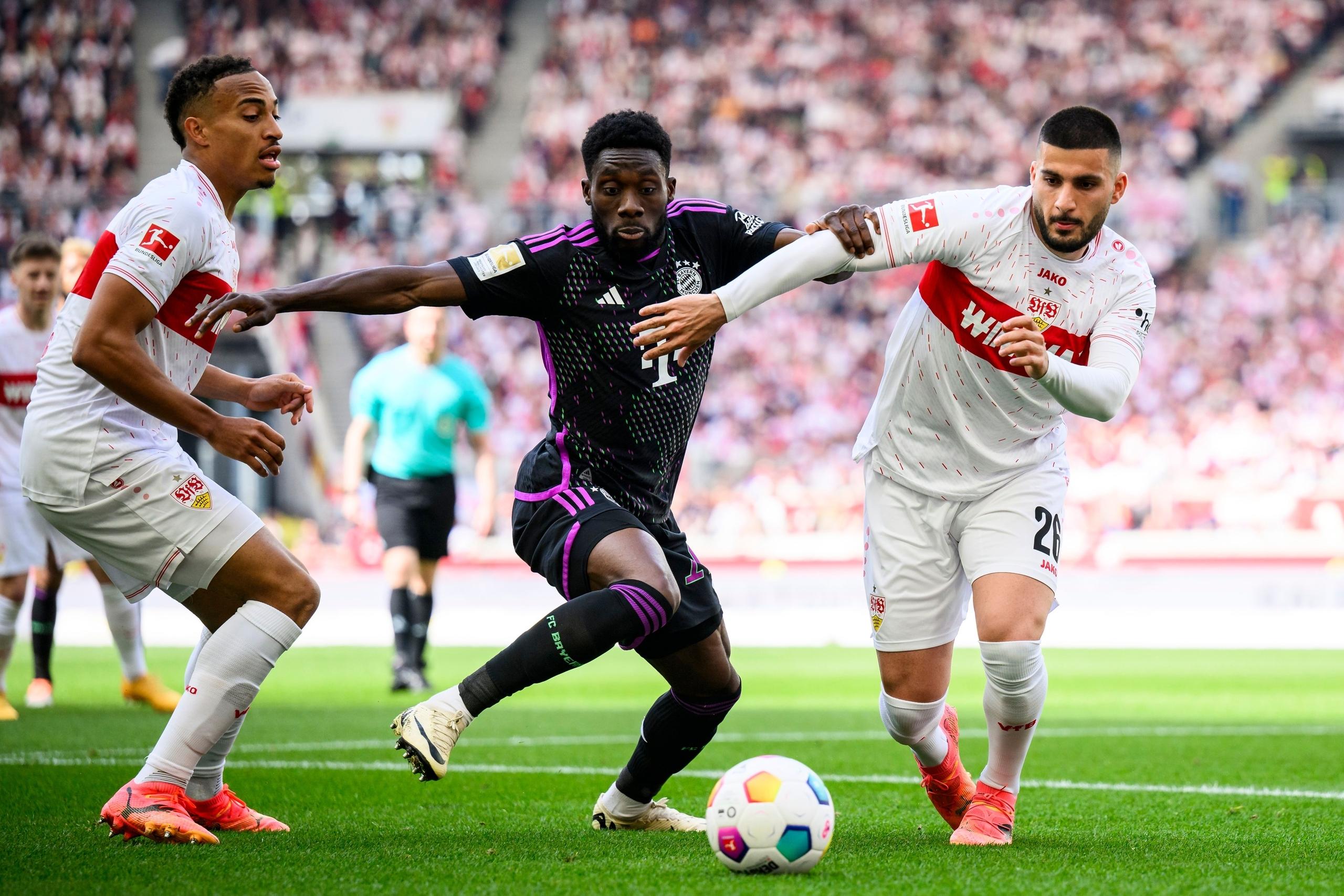 Alphonso Davies gegen Stuttgart