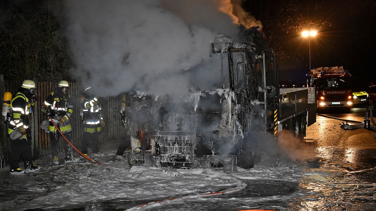 lastwagen in munchen ausgebrannt br24