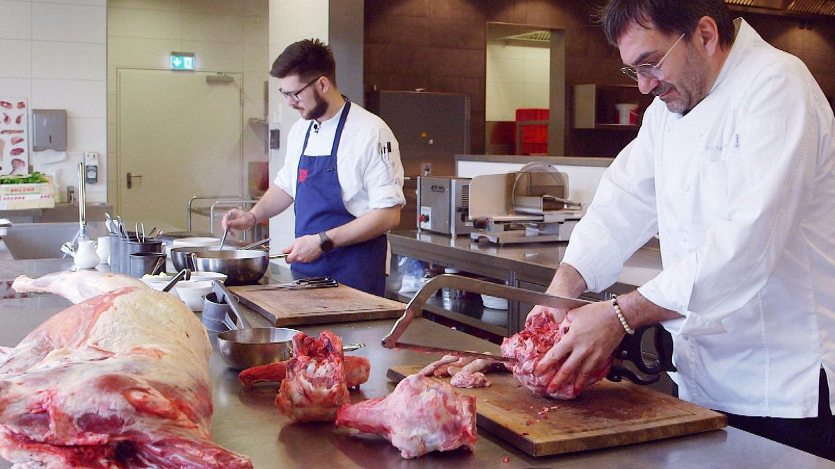 Osterlamm mal anders: Zunge, Backen und Hirn